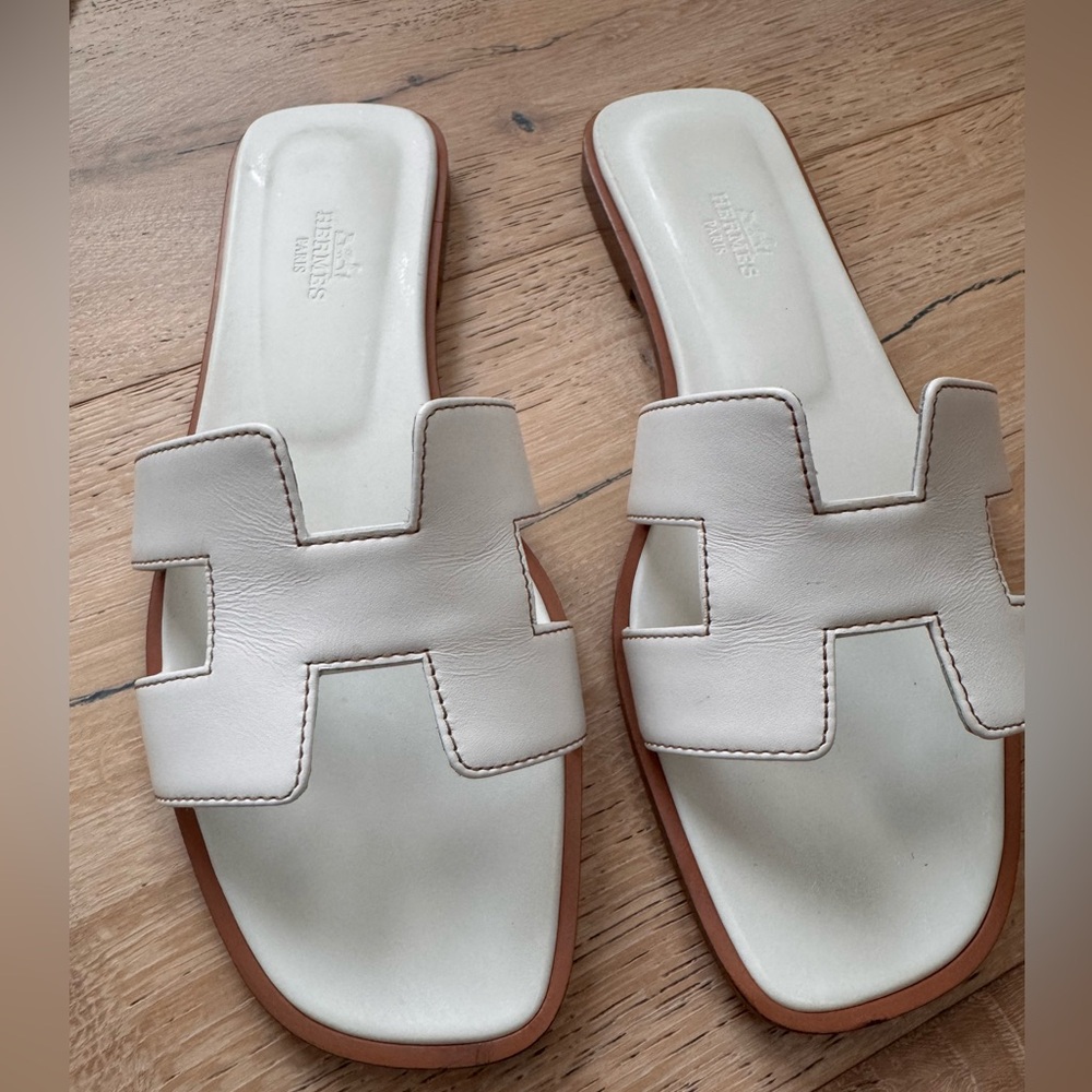Hermès Oran Sandals, white size 37.5 in Box Calfskin